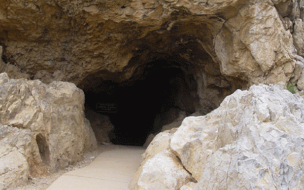 Natural entrance to Mitchell Caverns